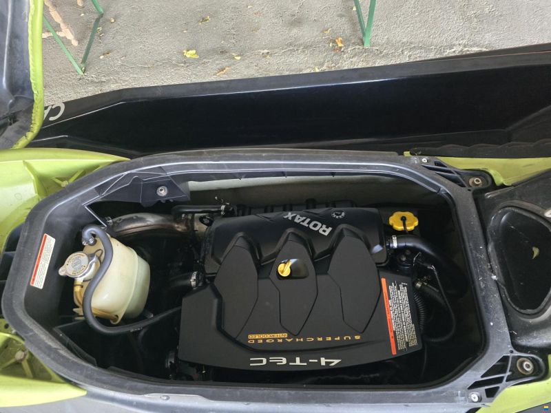 Sea-Doo RXT 215