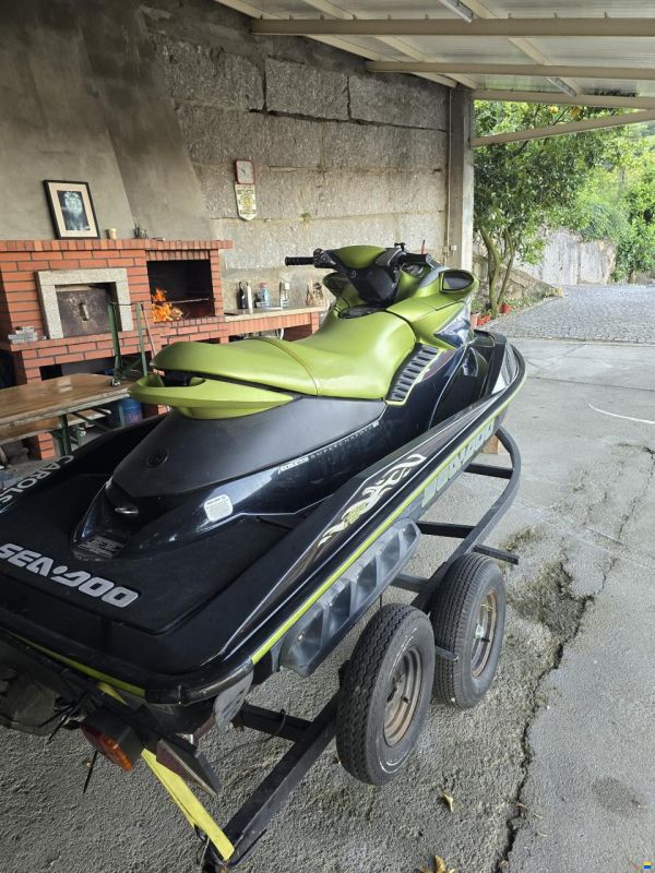Sea-Doo RXT 215