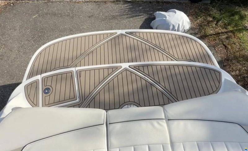 Bayliner 235