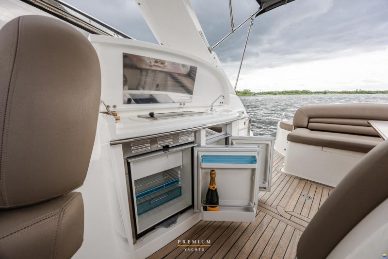 Sunseeker Portofino 46