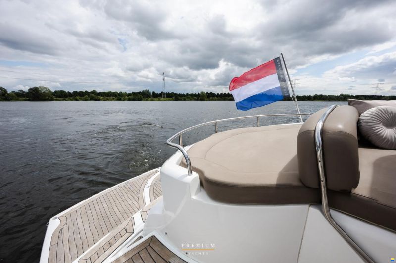 Sunseeker Portofino 46