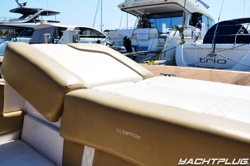 Glastron GT229