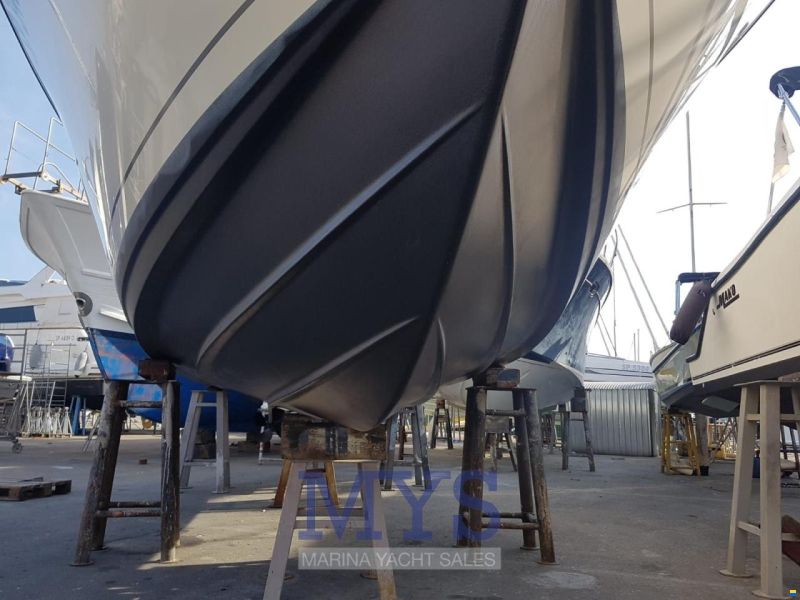 Pursuit Tiara 3100 Offshore