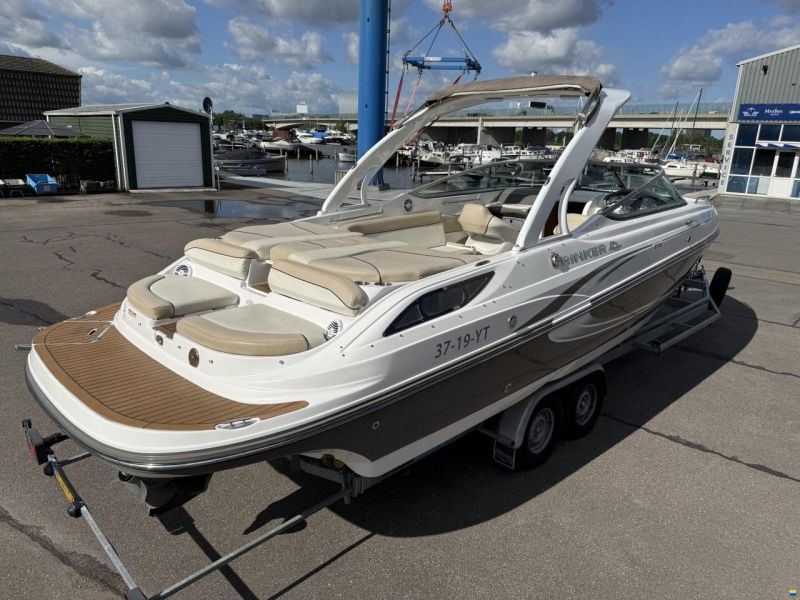 Rinker 276 Captiva Cuddy incl. trailer