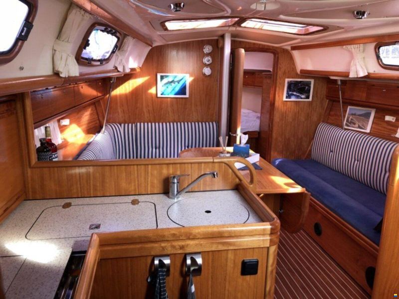 Bavaria 33 Cruiser