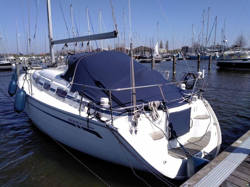 Bavaria 33 Cruiser