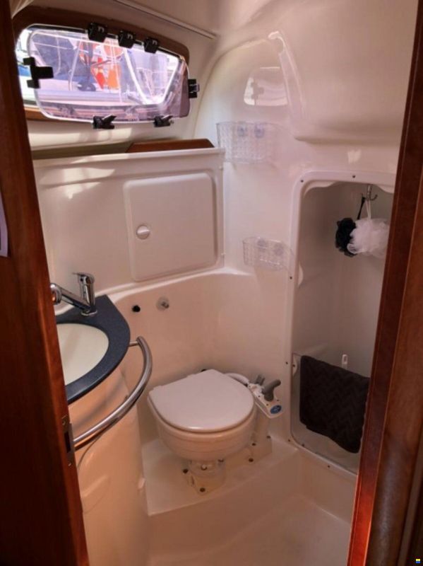 Bavaria 33 Cruiser