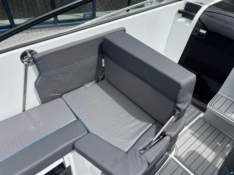 NorthMaster 685 Cruiser Cabin