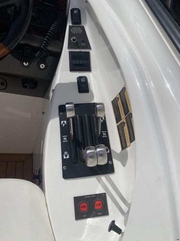 Sunseeker Superhawk 40 Performance