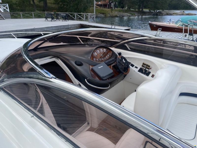 Sunseeker Superhawk 40 Performance