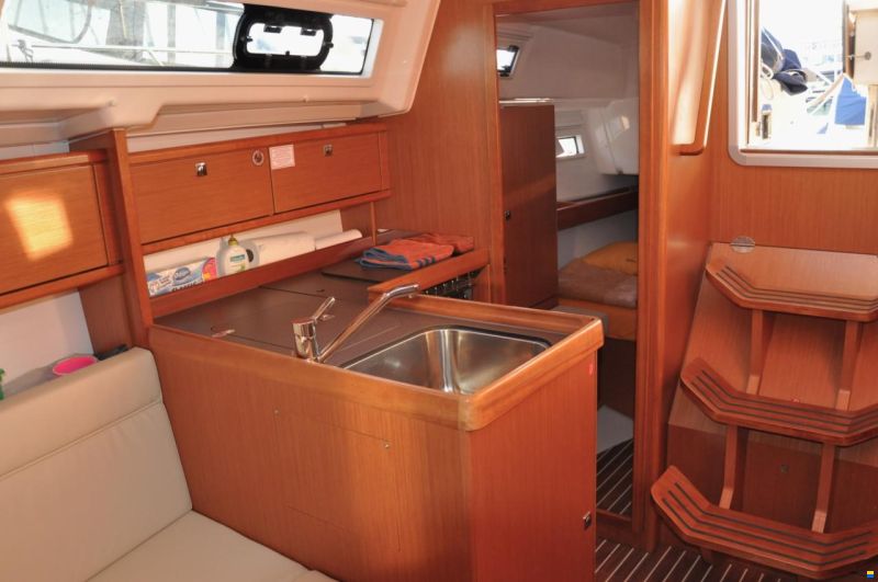 Bavaria 34 CRUISER - BRUCE FARR DESIGN