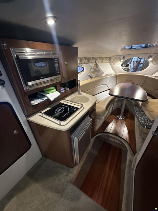 Crownline 264 CR