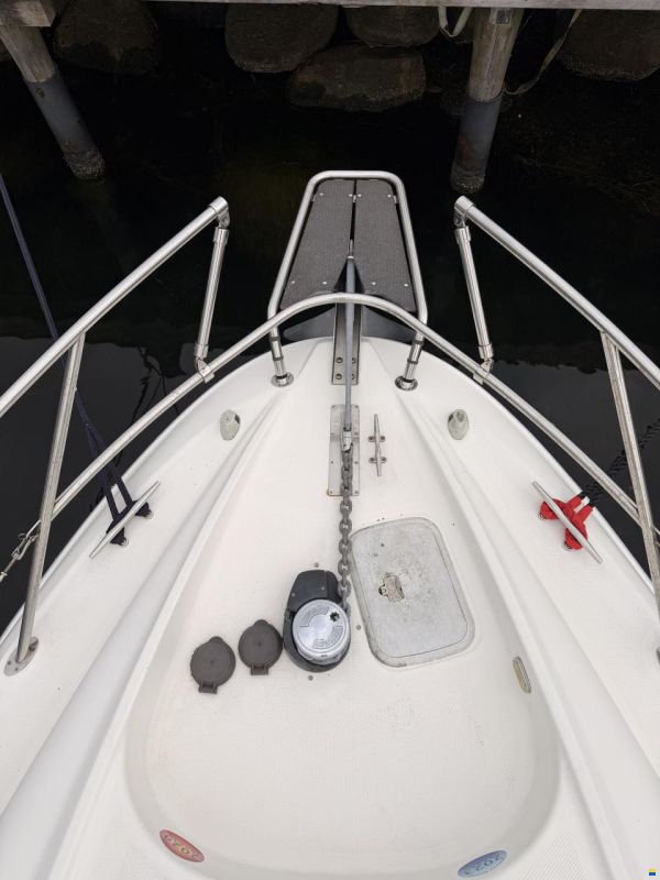 Bayliner 305