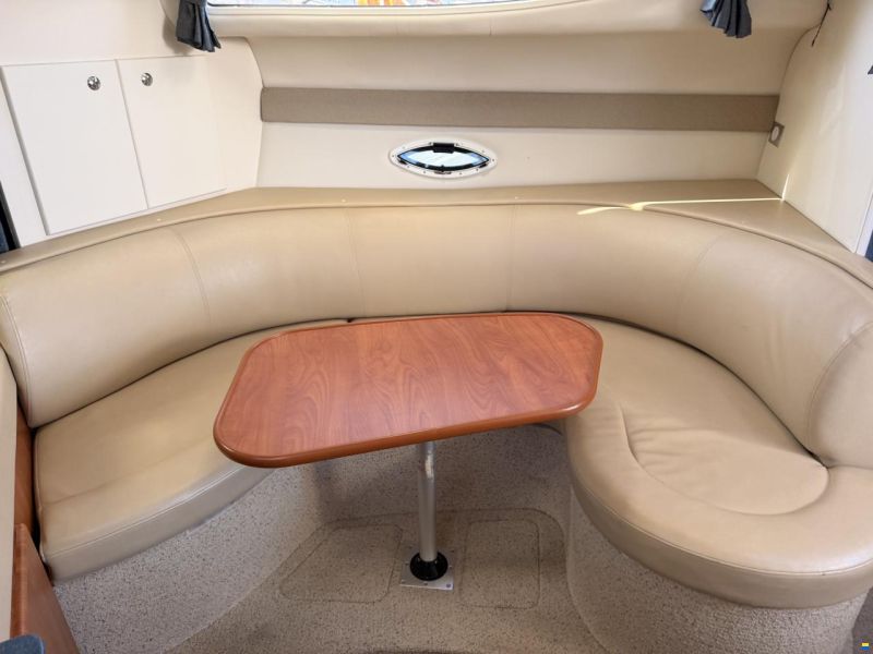 Bayliner 305