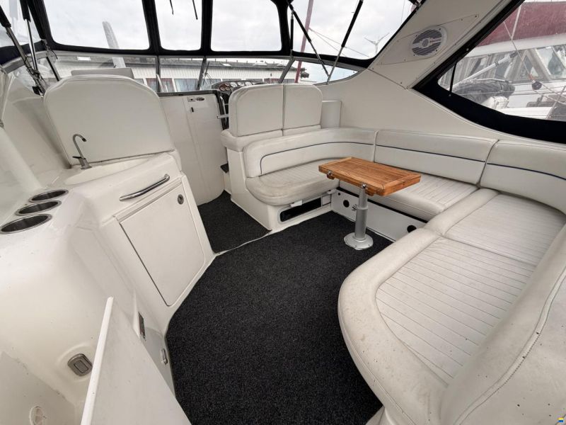 Bayliner 305