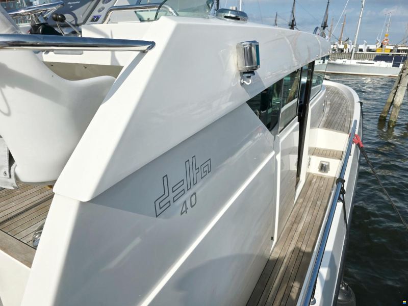 Delta Powerboats 40 WA Volvo Penta D6-370 EVC