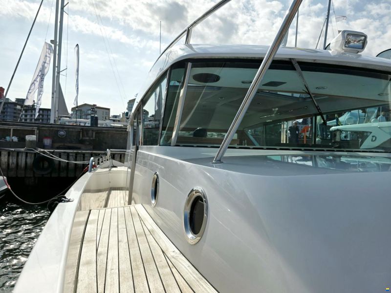 Delta Powerboats 40 WA Volvo Penta D6-370 EVC