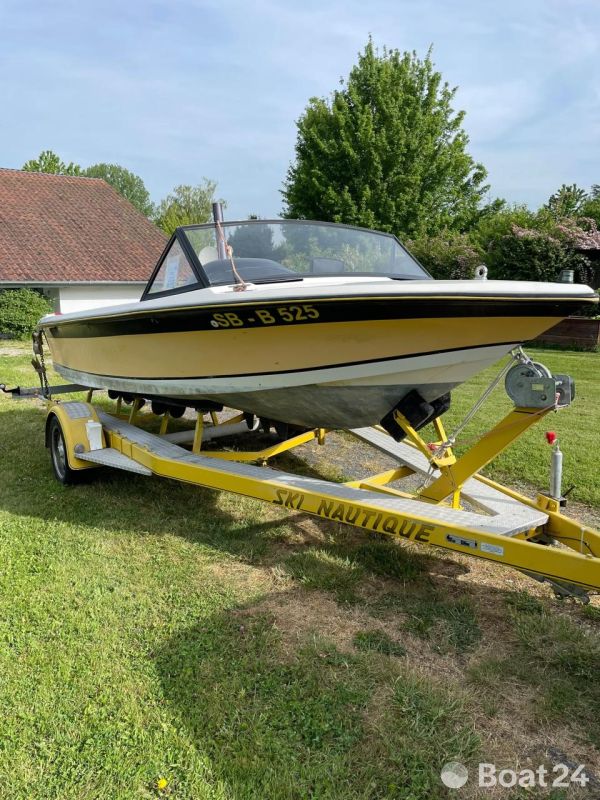 Correct Craft Ski Nautique