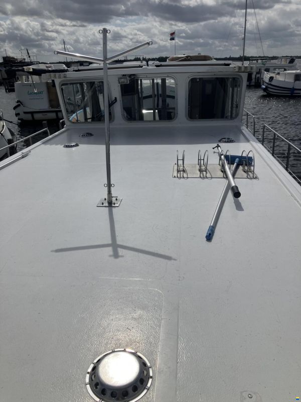 Locaboat 1260R