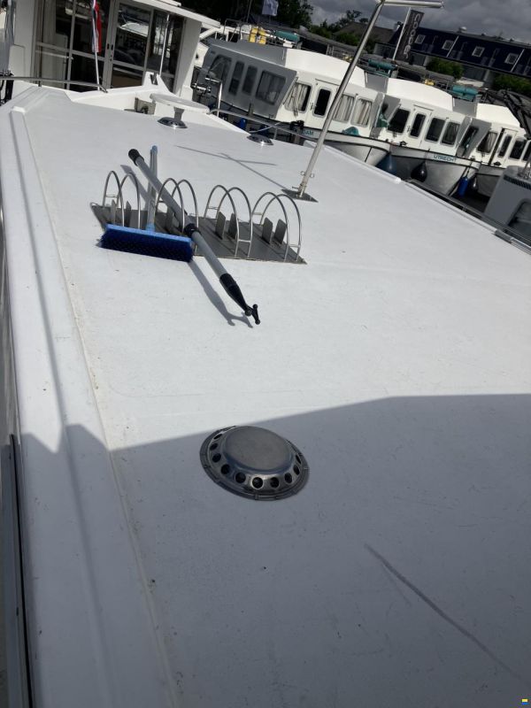 Locaboat 1260R