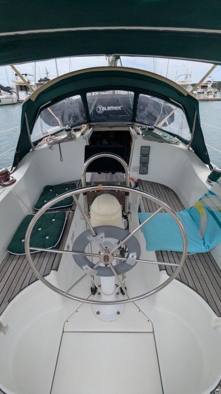 Beneteau Oceanis 321