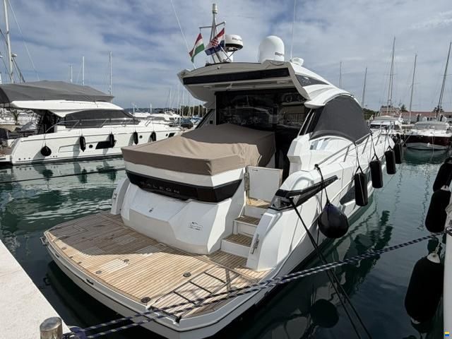 Galeon 485 HTS