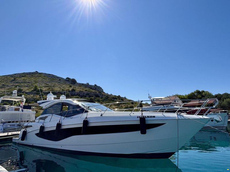 Galeon 485 HTS