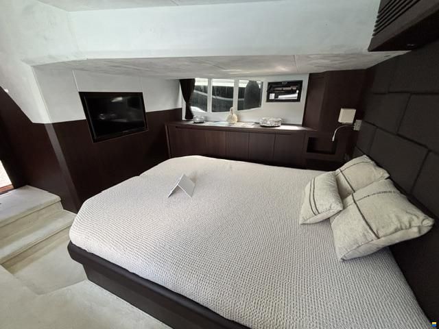 Galeon 485 HTS
