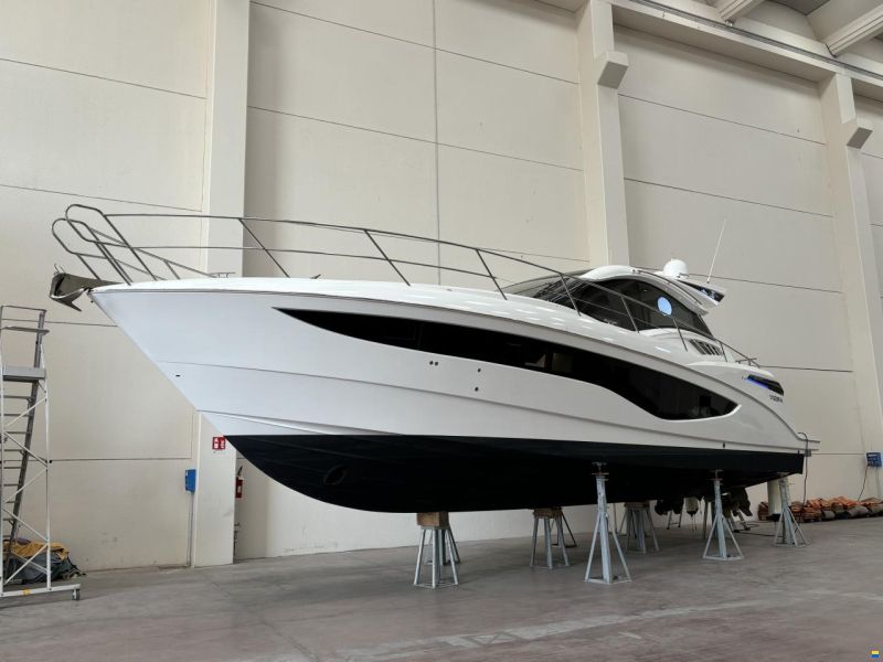 Galeon 485 HTS