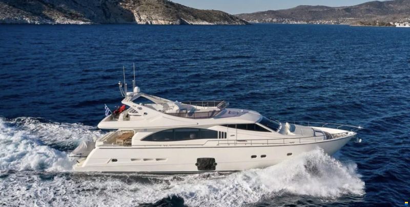 Ferretti 731