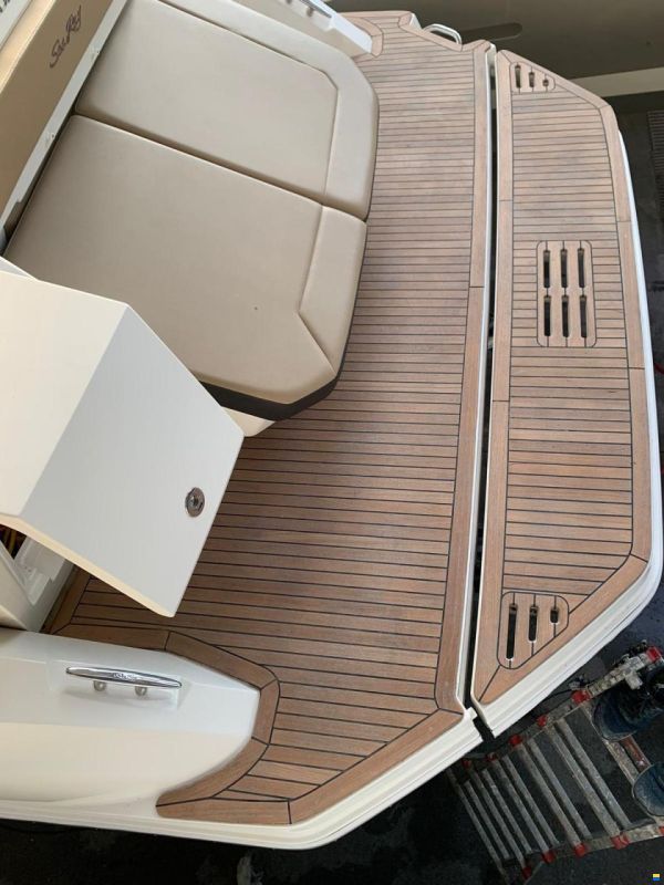 Sea Ray 320 Sundancer