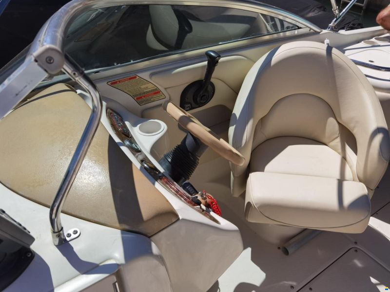 Sea Ray Sundeck 240