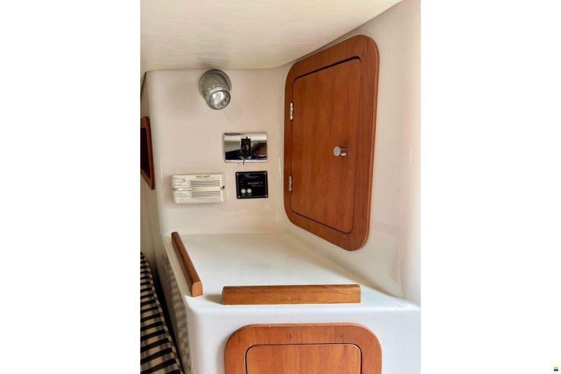 Chris Craft Corsair 28