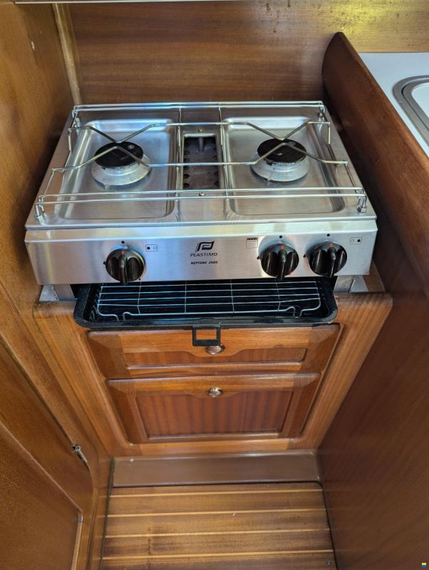 Bavaria 30 plus