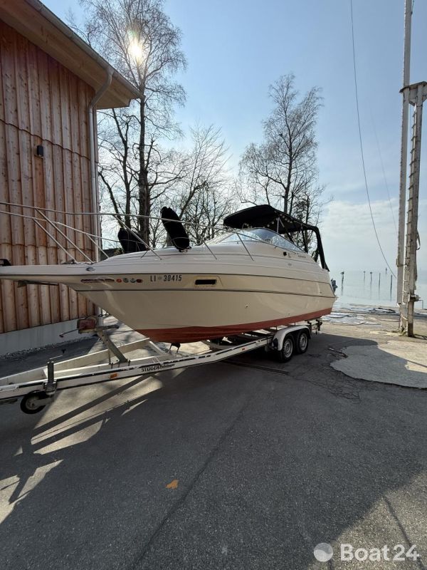Maxum 2400 SCR
