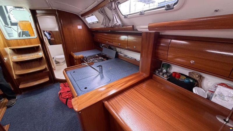 Bavaria 38