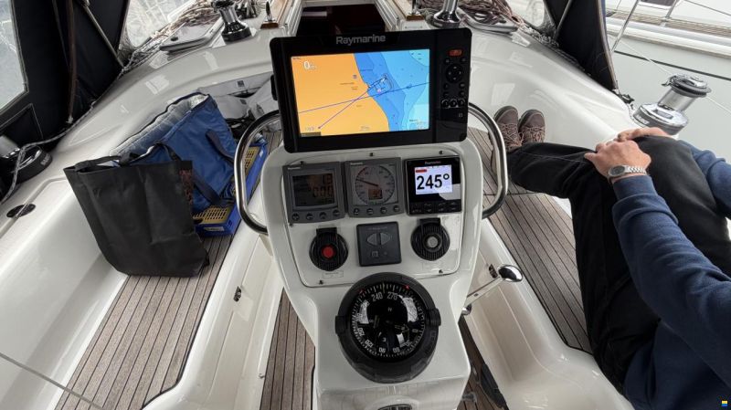 Bavaria 38