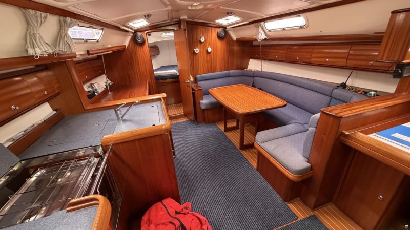 Bavaria 38