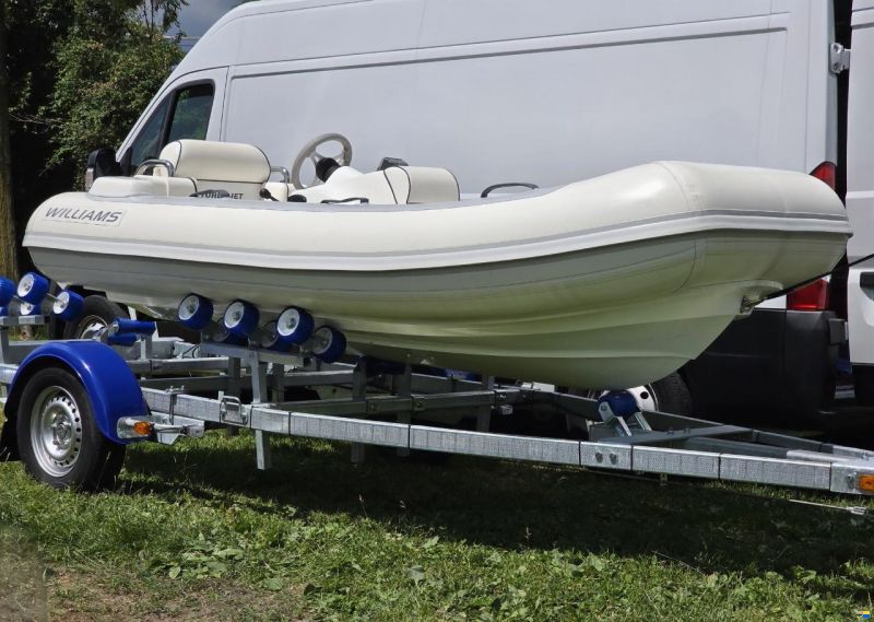 Williams Turbojet 325