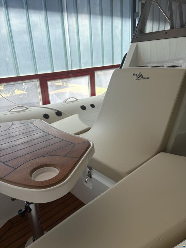 Sea Flash Luxury 660 Carbon