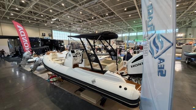 SEA FLASH Luxury 660 Carbon
