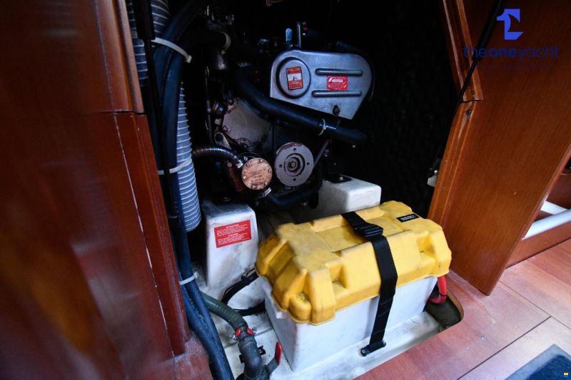 Beneteau Oceanis 37