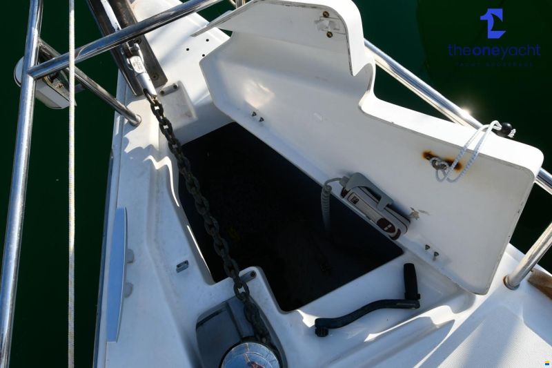 Beneteau Oceanis 37