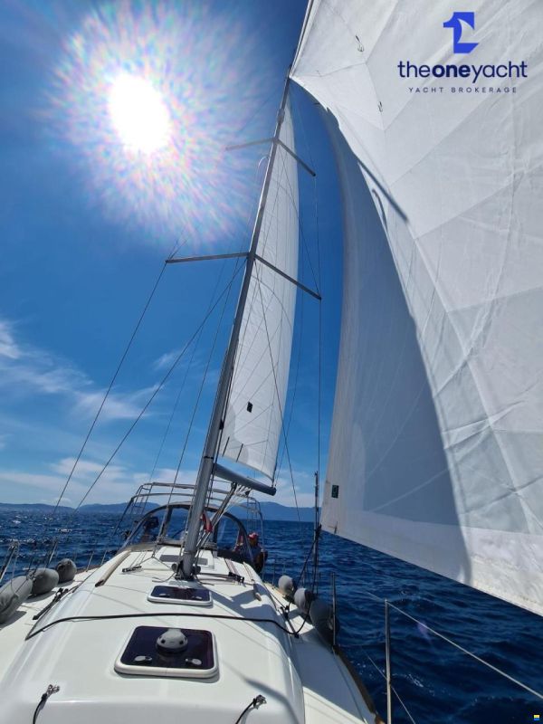 Beneteau Oceanis 37