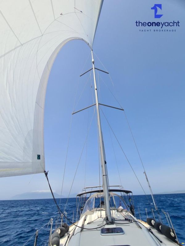 Beneteau Oceanis 37