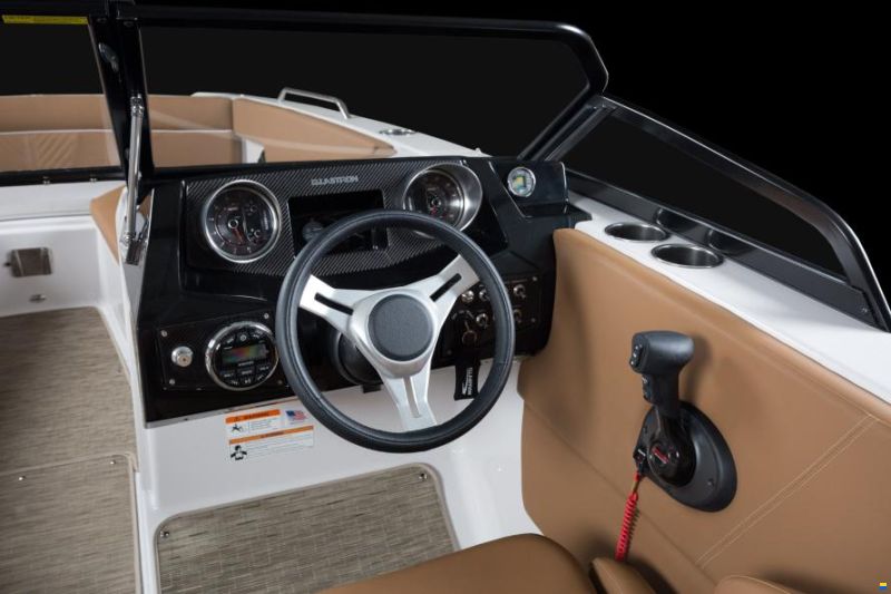 Glastron GTD 220