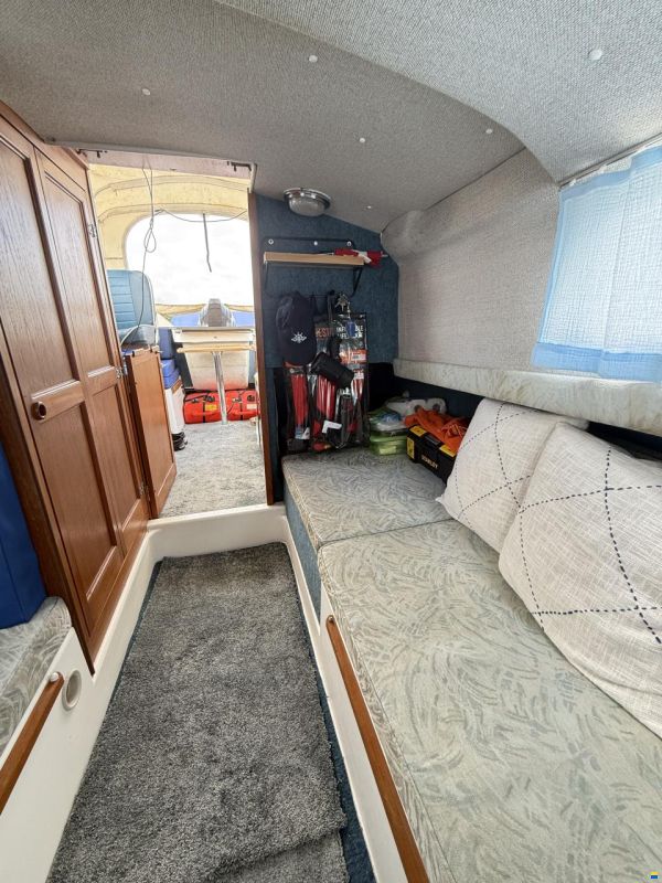 Hardy Family Pilot 20