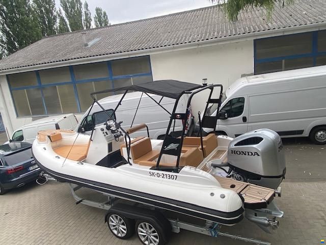 SEA FLASH Luxury 660 hypalon