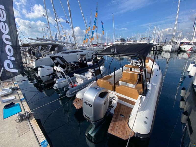 SEA FLASH Luxury 660 hypalon