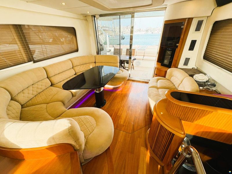 Azimut 46 fly